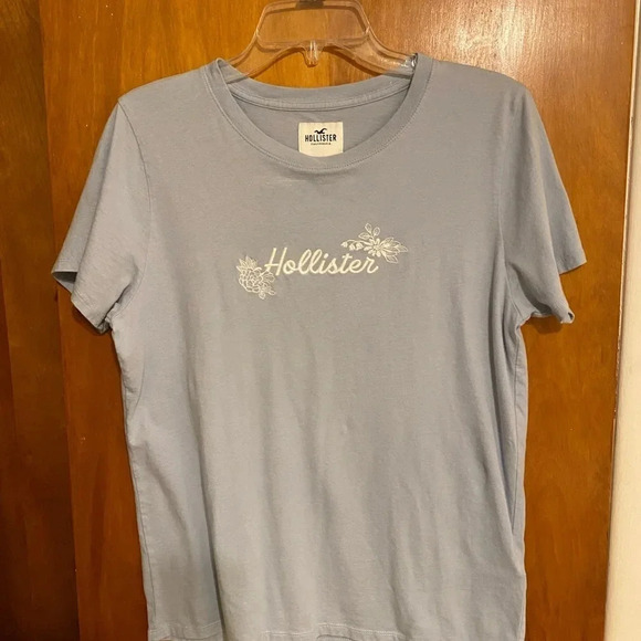 Hollister Monogram Short Sleeve Crew Neck Light Grey Tee Shirt, Size L - Picture 5 of 6